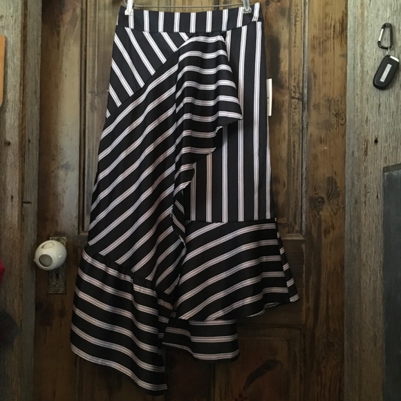 A new day Striped Skirt - Picture 7 of 13
